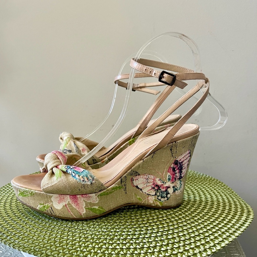 Via Spiga Platform Sandals, Distressed Linen/Pastel Butterflies, Flowers, Sz 7.5